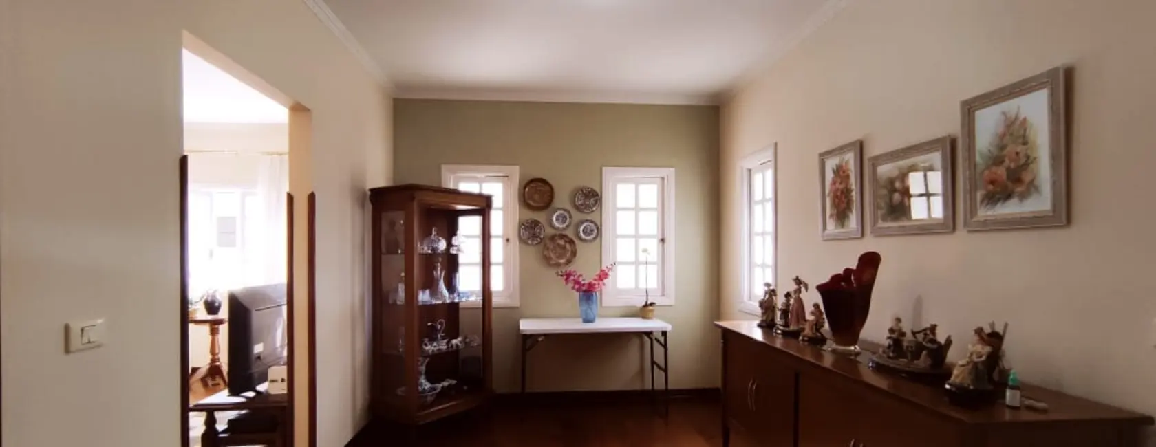 Casa com 3 quartos à venda, 187m2 em Jardim Centenário, Pocos De Caldas - MG - imagem 7 Foto 7 de Casa com 3 quartos à venda, 187m2 em Jardim Centenário, Pocos De Caldas - MG