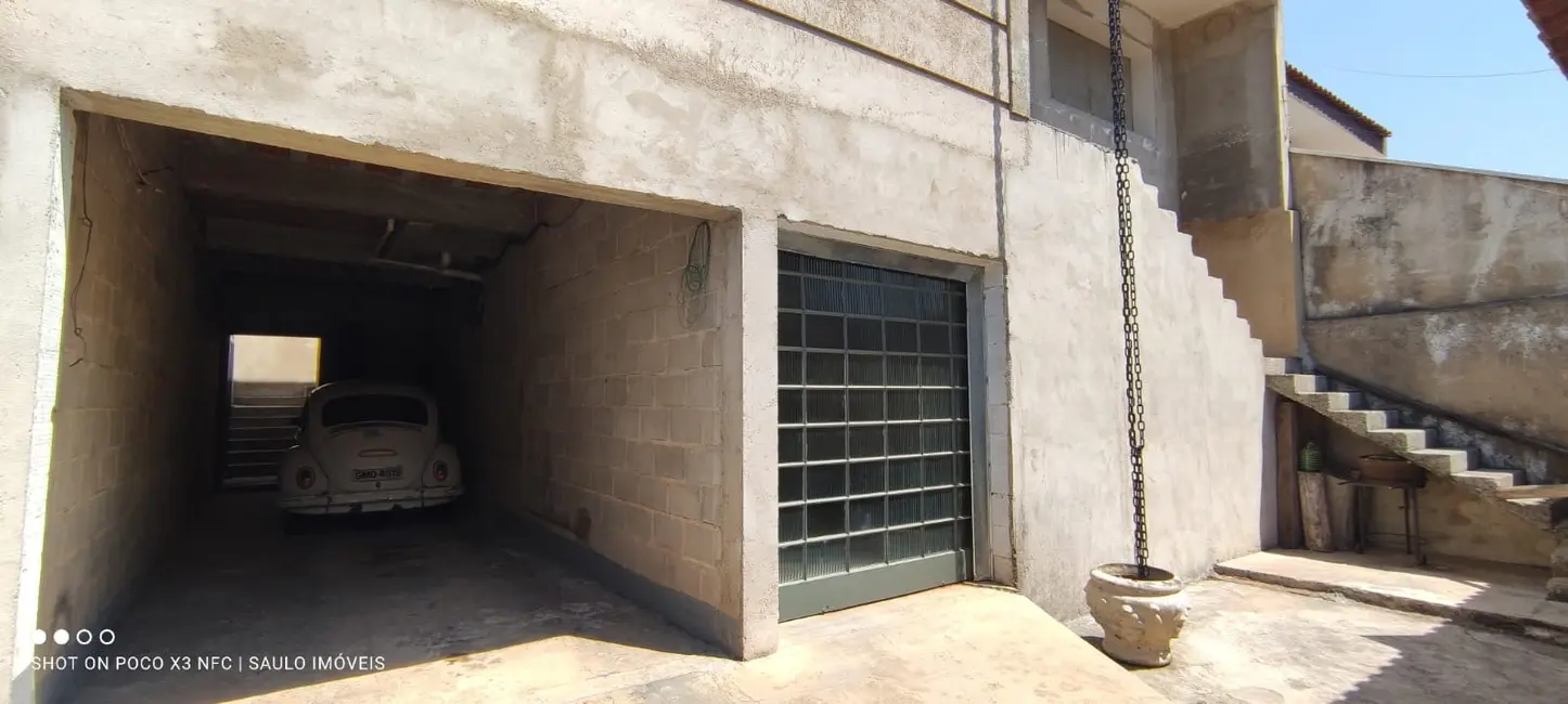 Foto 4 de Casa com 2 quartos à venda, 113m2 em Jardim das Azaléias, Pocos De Caldas - MG