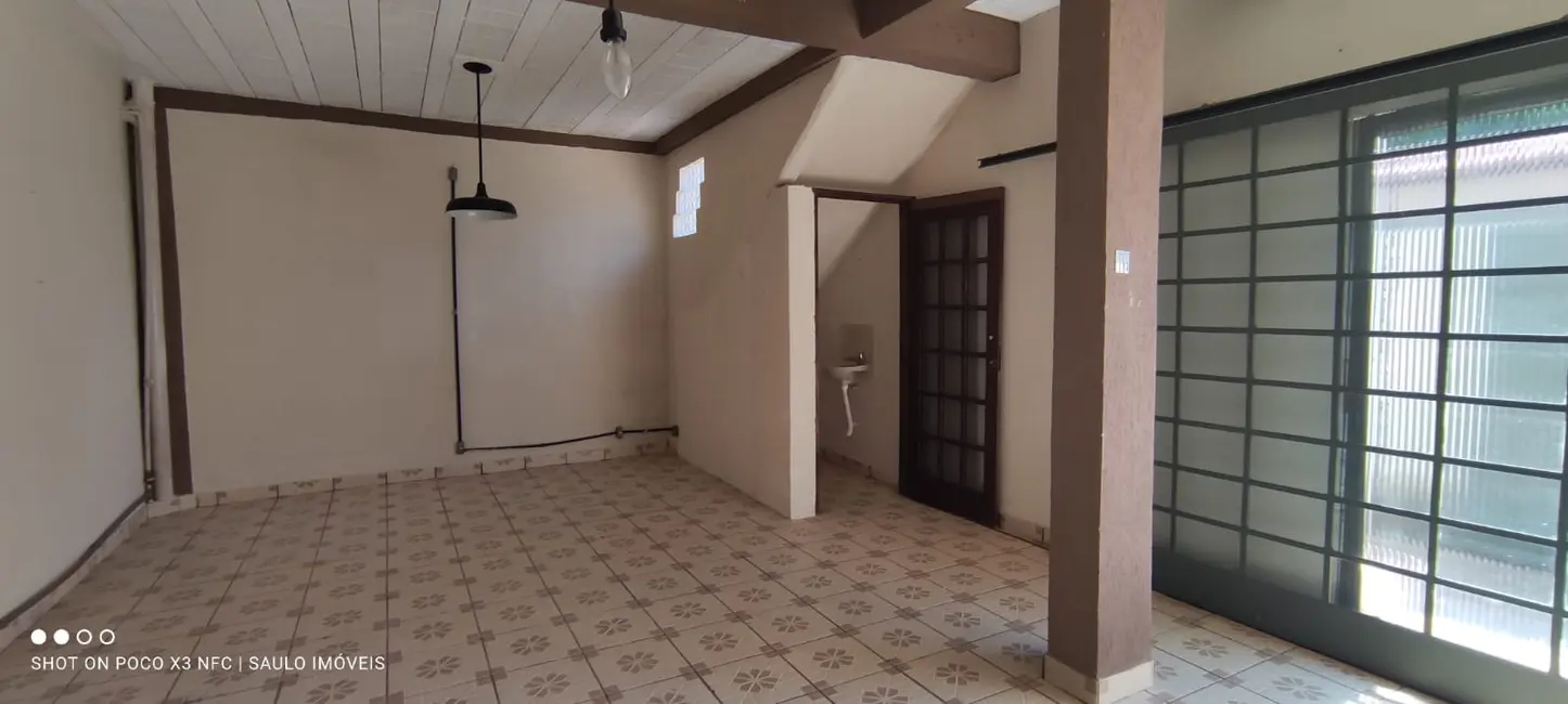 Foto 3 de Casa com 2 quartos à venda, 113m2 em Jardim das Azaléias, Pocos De Caldas - MG