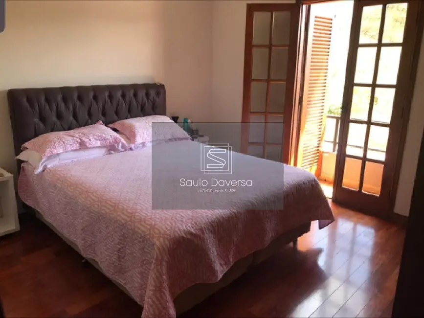 Foto 4 de Casa com 4 quartos à venda, 252m2 em Jardim Centenário, Pocos De Caldas - MG