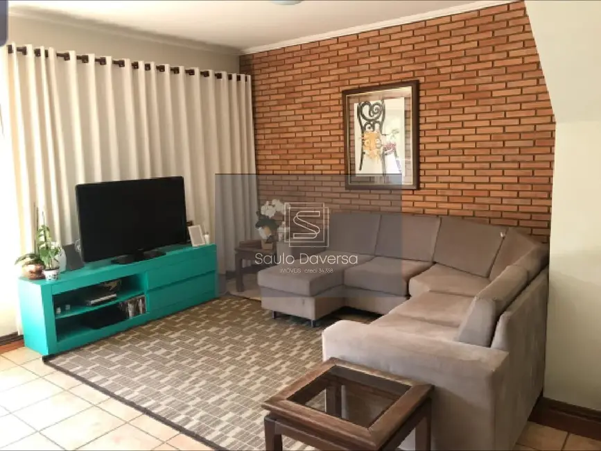 Foto 3 de Casa com 4 quartos à venda, 252m2 em Jardim Centenário, Pocos De Caldas - MG