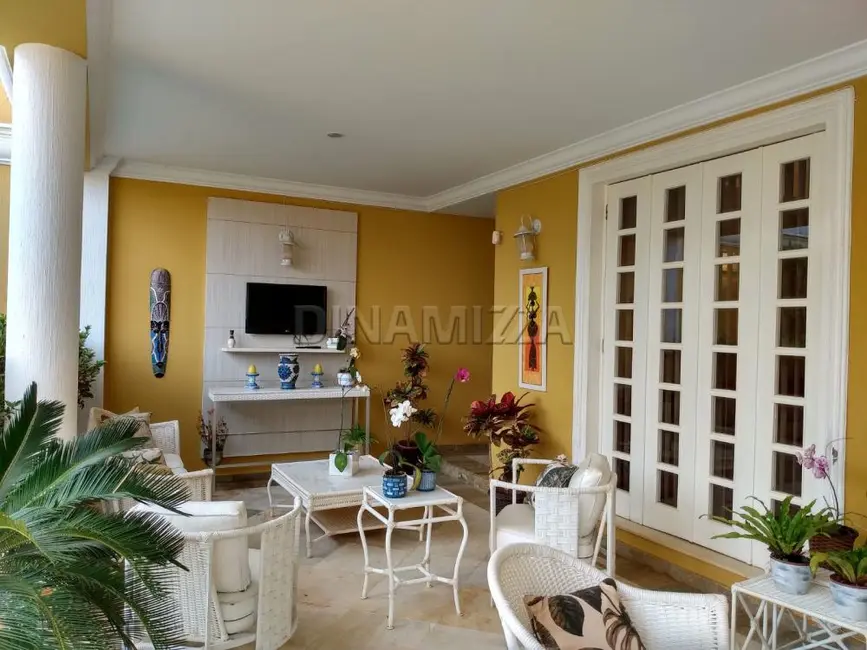 Foto 2 de Casa com 4 quartos à venda, 420m2 em Uberaba - MG