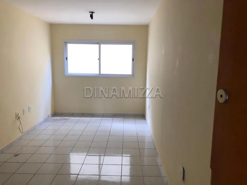 Foto 2 de Apartamento com 3 quartos à venda, 79m2 em Uberaba - MG