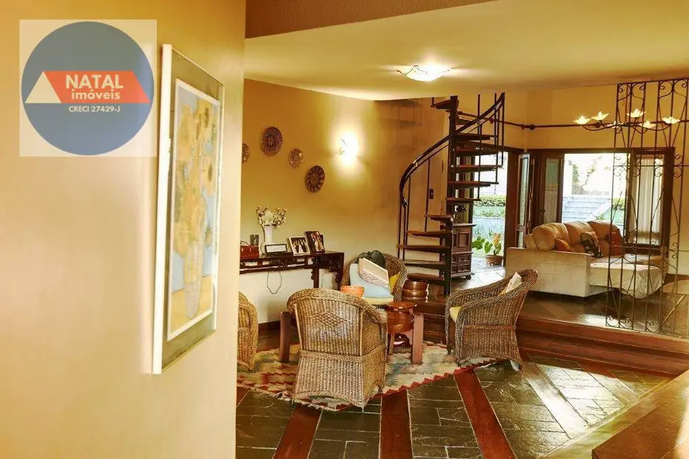 Foto 4 de Casa de Condomínio com 4 quartos à venda, 1200m2 em Caputera, Aruja - SP