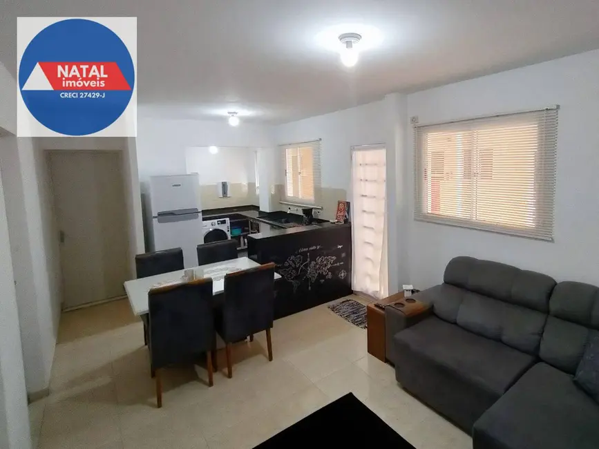 Foto 1 de Apartamento com 2 quartos para alugar, 51m2 em Portão, Aruja - SP