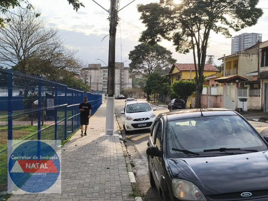 Foto 6 de Casa com 3 quartos para alugar, 250m2 em Centro, Aruja - SP