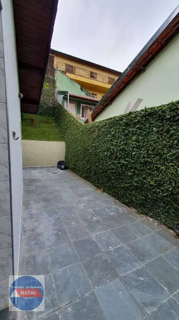 Foto 8 de Casa de Condomínio com 3 quartos à venda e para alugar, 375m2 em Caputera, Aruja - SP