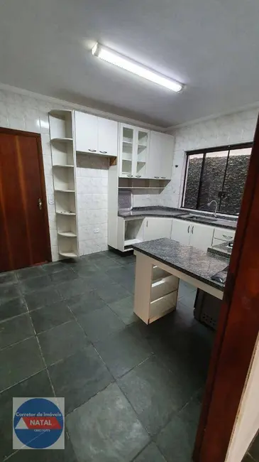 Foto 9 de Casa de Condomínio com 3 quartos à venda e para alugar, 375m2 em Caputera, Aruja - SP