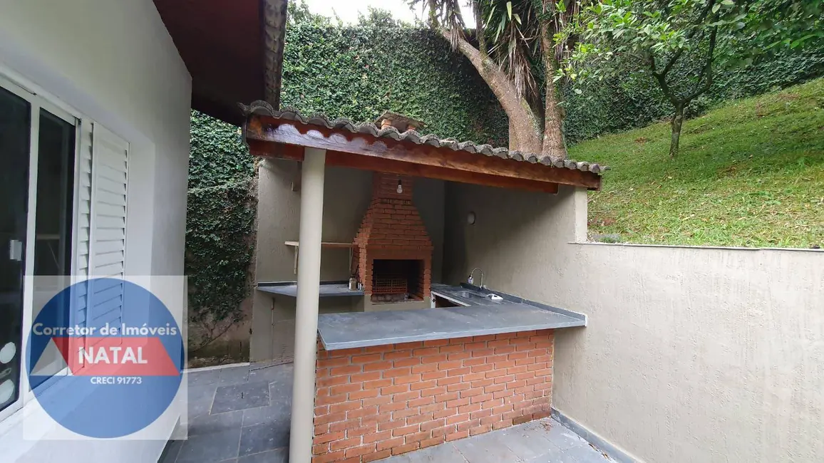 Foto 6 de Casa de Condomínio com 3 quartos à venda e para alugar, 375m2 em Caputera, Aruja - SP