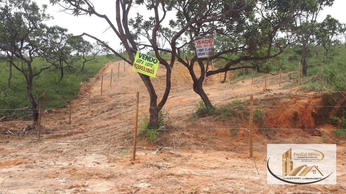 Foto 1 de Terreno / Lote à venda, 513m2 em Esmeraldas - MG