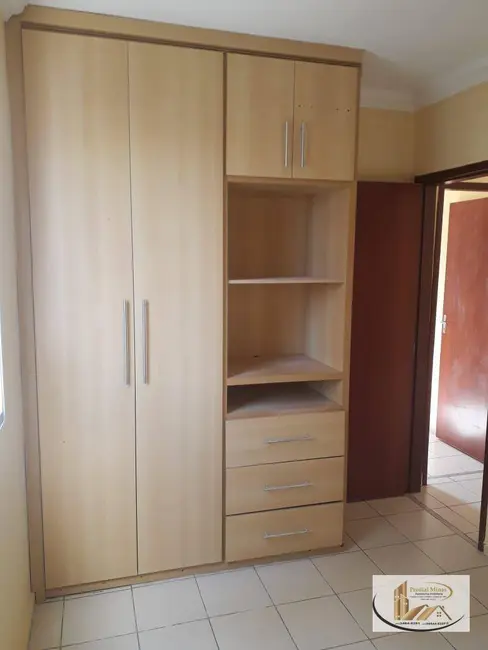Foto 8 de Apartamento com 4 quartos à venda, 83m2 em Sagrada Família, Belo Horizonte - MG