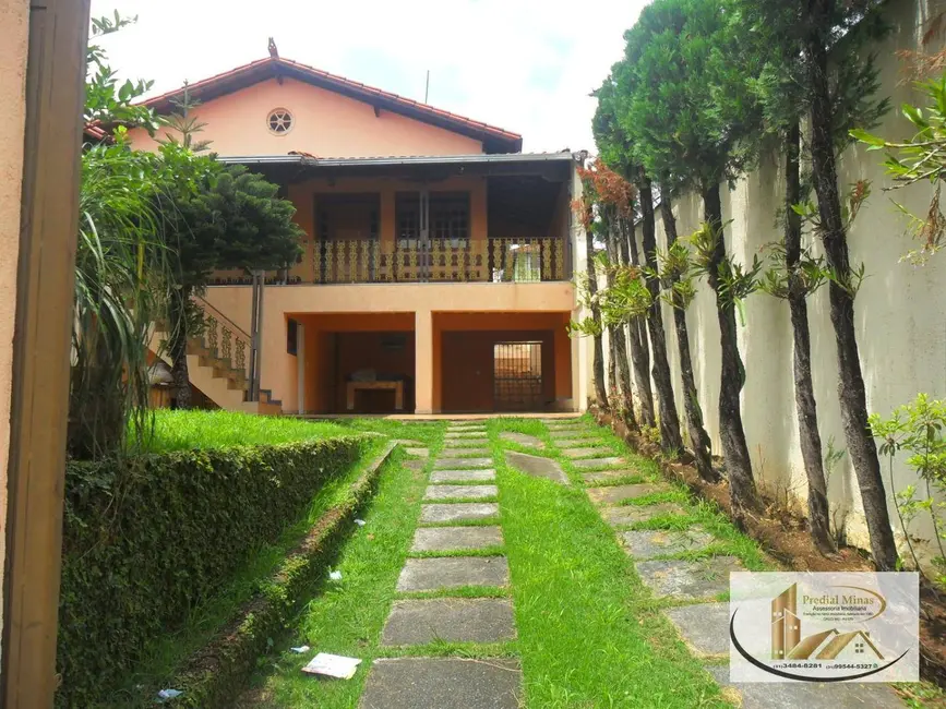 Foto 2 de Casa com 3 quartos à venda, 360m2 em Vila Oeste, Belo Horizonte - MG