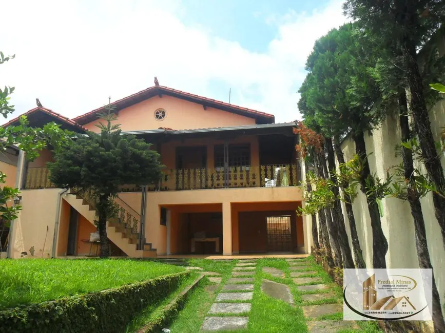 Foto 1 de Casa com 3 quartos à venda, 360m2 em Vila Oeste, Belo Horizonte - MG