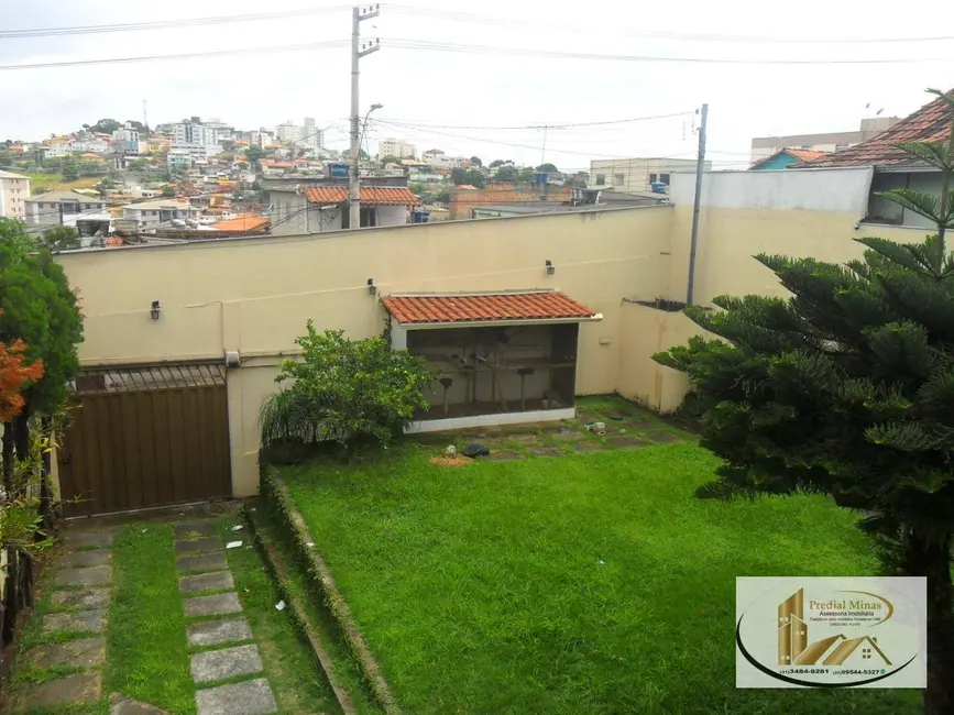 Foto 9 de Casa com 3 quartos à venda, 360m2 em Vila Oeste, Belo Horizonte - MG