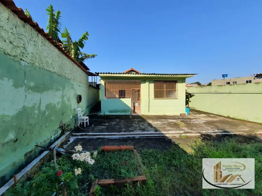 Casa com 2 quartos à venda, 648m2 em Londrina (São Benedito), Santa Luzia - MG - imagem 6 Foto 6 de Casa com 2 quartos à venda, 648m2 em Londrina (São Benedito), Santa Luzia - MG