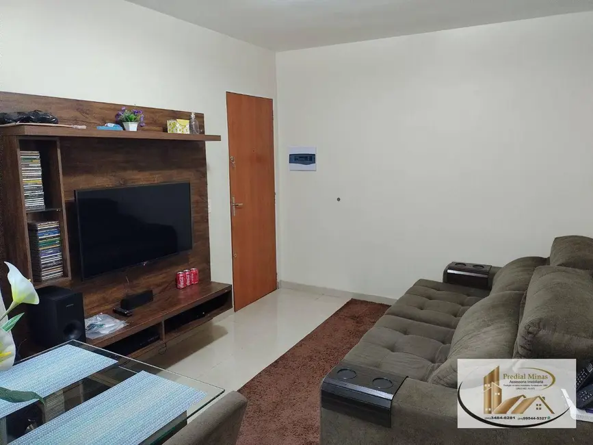 Foto 2 de Apartamento com 2 quartos à venda, 44m2 em Vespasiano - MG