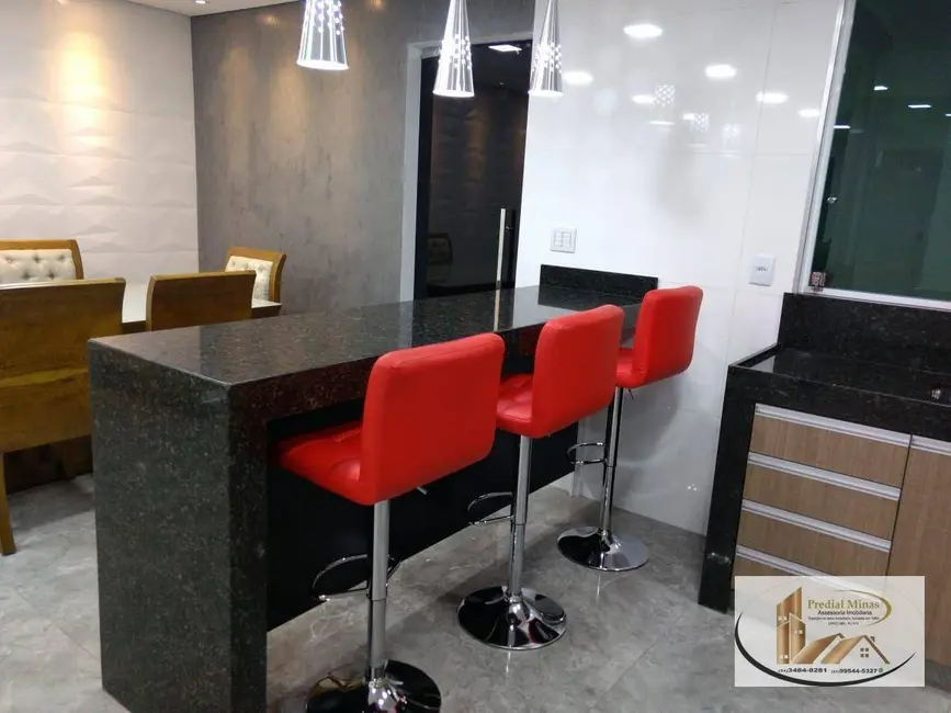 Casa com 3 quartos à venda, 205m2 em Rio Branco, Belo Horizonte - MG - imagem 6 Foto 6 de Casa com 3 quartos à venda, 205m2 em Rio Branco, Belo Horizonte - MG