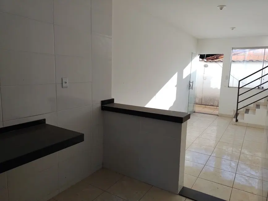 Foto 8 de Casa de Condomínio com 2 quartos à venda, 60m2 em Asteca (São Benedito), Santa Luzia - MG