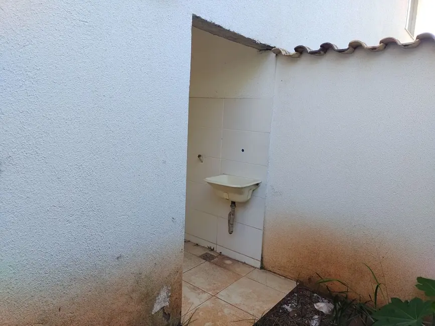 Foto 5 de Casa de Condomínio com 2 quartos à venda, 60m2 em Asteca (São Benedito), Santa Luzia - MG