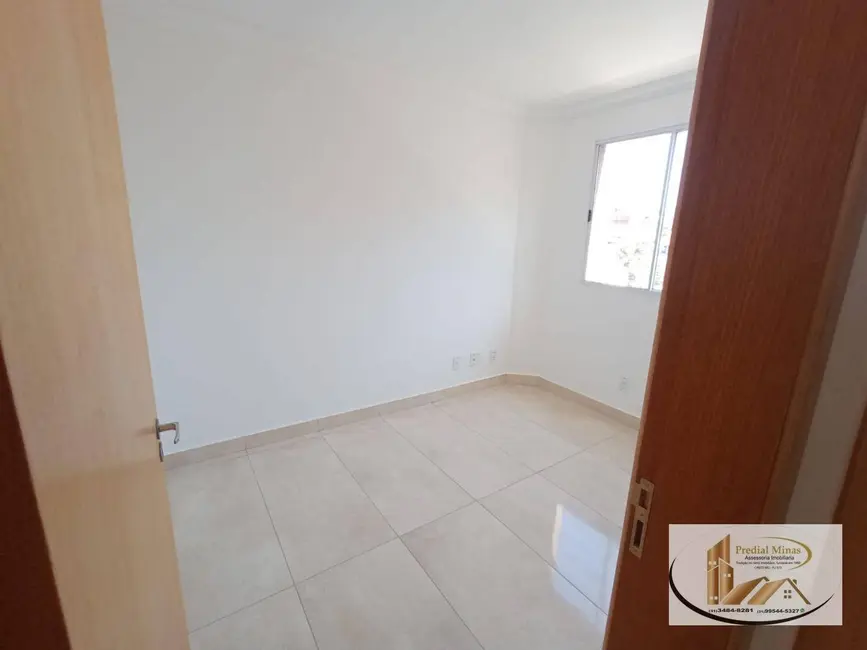 Apartamento com 2 quartos à venda, 45m2 em Piratininga (Venda Nova), Belo Horizonte - MG - imagem 4 Foto 4 de Apartamento com 2 quartos à venda, 45m2 em Piratininga (Venda Nova), Belo Horizonte - MG