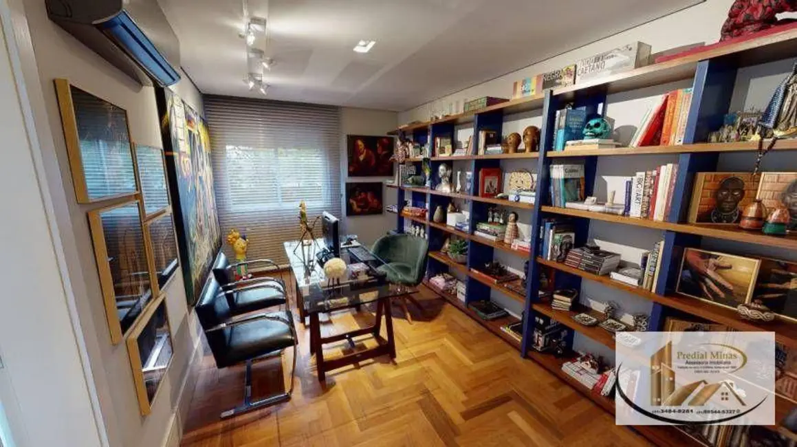 Apartamento com 4 quartos à venda, 245m2 em Santo Antônio, Belo Horizonte - MG - imagem 7 Foto 7 de Apartamento com 4 quartos à venda, 245m2 em Santo Antônio, Belo Horizonte - MG