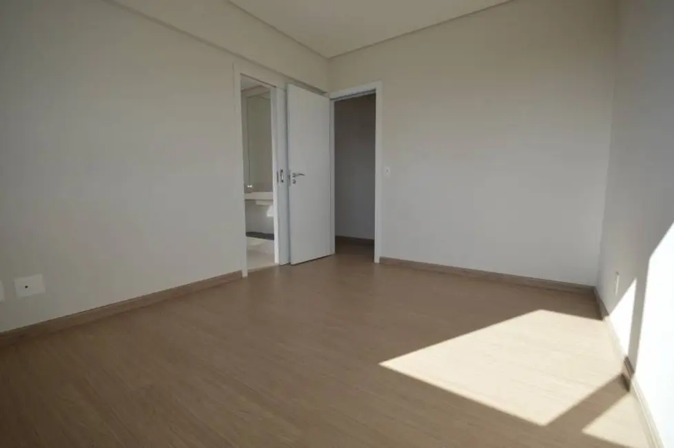 Foto 7 de Apartamento com 4 quartos à venda, 185m2 em Sion, Belo Horizonte - MG
