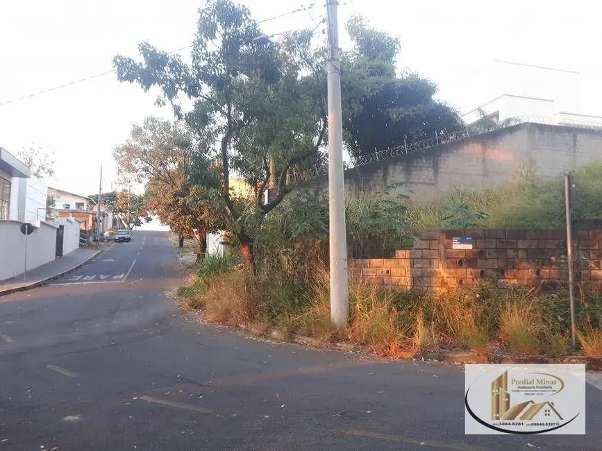 Terreno / Lote à venda, 360m2 em Niterói, Betim - MG - imagem 5 Foto 5 de Terreno / Lote à venda, 360m2 em Niterói, Betim - MG