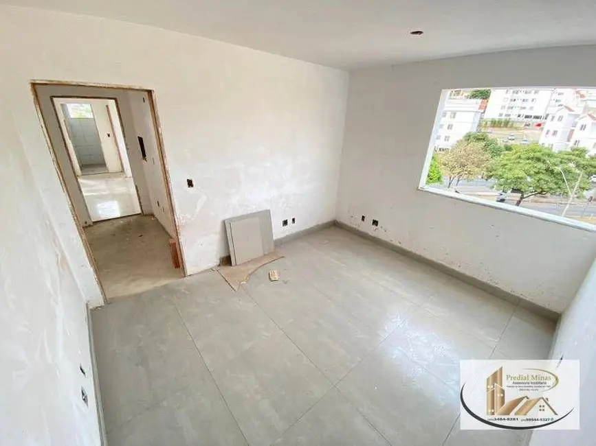 Foto 9 de Apartamento com 3 quartos à venda, 65m2 em Letícia, Belo Horizonte - MG