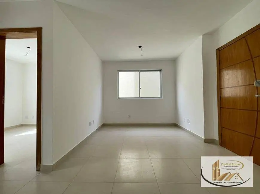 Foto 3 de Apartamento com 2 quartos à venda, 43m2 em Letícia, Belo Horizonte - MG