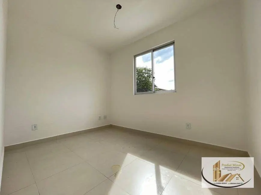 Foto 5 de Apartamento com 2 quartos à venda, 43m2 em Letícia, Belo Horizonte - MG