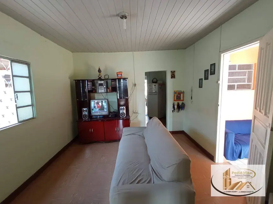 Foto 7 de Casa com 2 quartos à venda, 360m2 em Santa Cruz, Belo Horizonte - MG