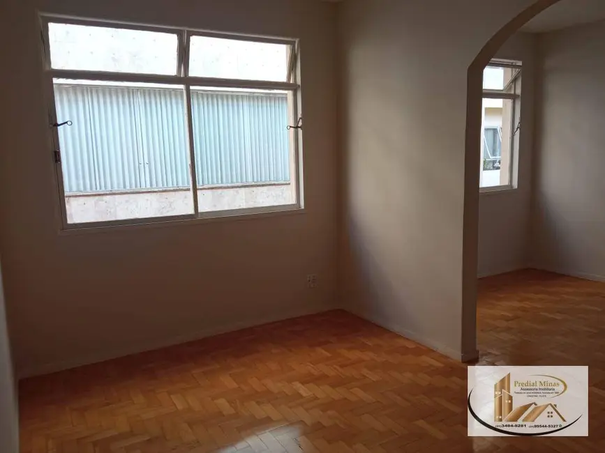 Foto 1 de Apartamento com 3 quartos à venda, 106m2 em Santo Antônio, Belo Horizonte - MG