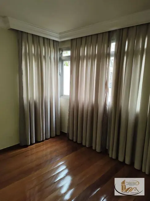 Foto 2 de Apartamento com 4 quartos à venda, 220m2 em Belo Horizonte - MG