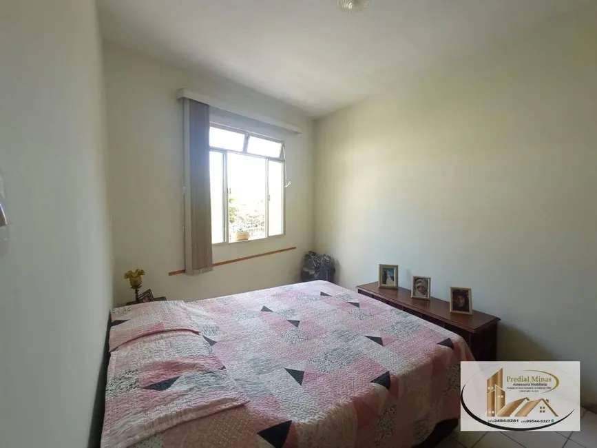 Casa com 3 quartos à venda, 300m2 em Concórdia, Belo Horizonte - MG - imagem 6 Foto 6 de Casa com 3 quartos à venda, 300m2 em Concórdia, Belo Horizonte - MG