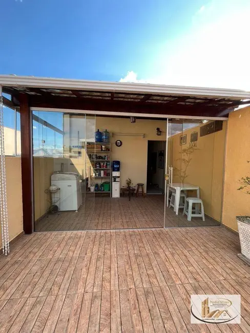 Foto 8 de Cobertura com 2 quartos à venda, 157m2 em Sarzedo - MG