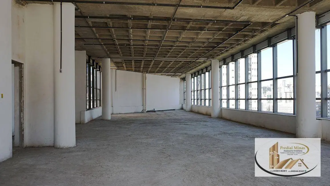 Sala Comercial para alugar, 329m2 em Lourdes, Belo Horizonte - MG - imagem 3 Foto 3 de Sala Comercial para alugar, 329m2 em Lourdes, Belo Horizonte - MG