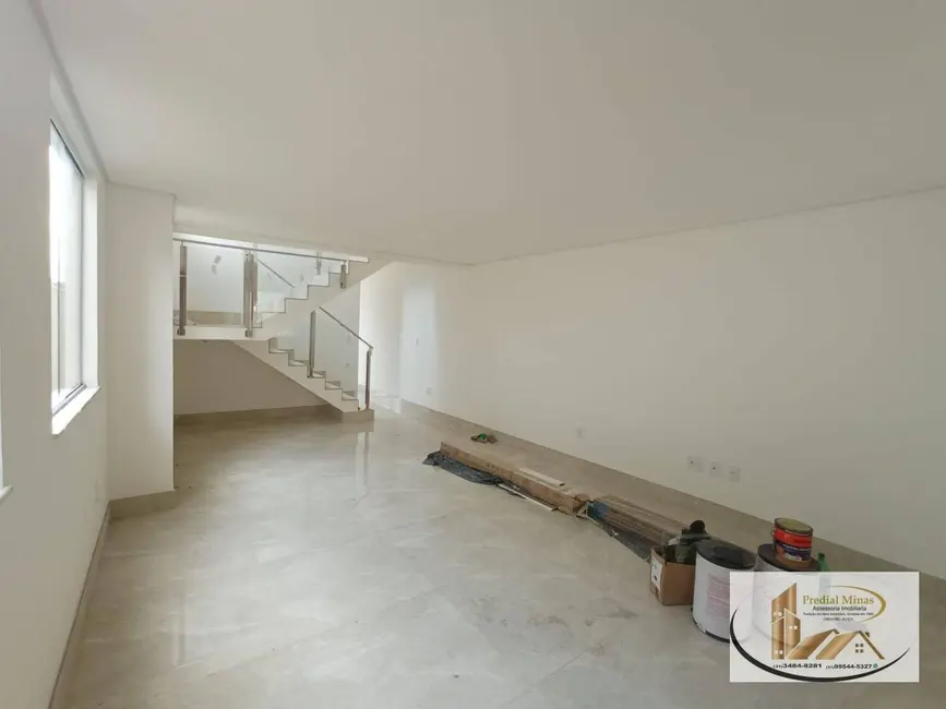 Casa com 4 quartos à venda, 220m2 em Santa Amélia, Belo Horizonte - MG - imagem 3 Foto 3 de Casa com 4 quartos à venda, 220m2 em Santa Amélia, Belo Horizonte - MG