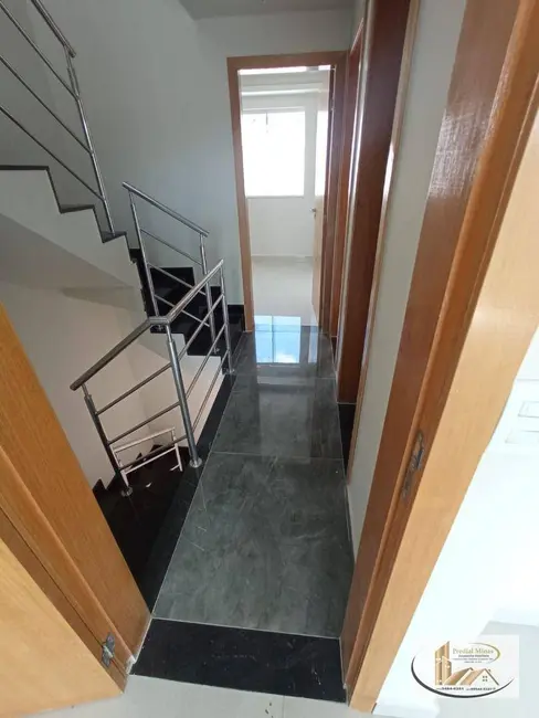 Casa de Condomínio com 3 quartos à venda, 105m2 em Santa Amélia, Belo Horizonte - MG - imagem 3 Foto 3 de Casa de Condomínio com 3 quartos à venda, 105m2 em Santa Amélia, Belo Horizonte - MG