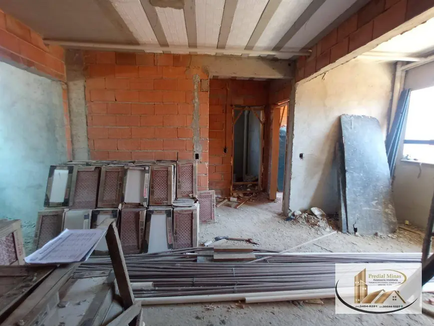 Foto 5 de Apartamento com 2 quartos à venda, 45m2 em Piratininga (Venda Nova), Belo Horizonte - MG