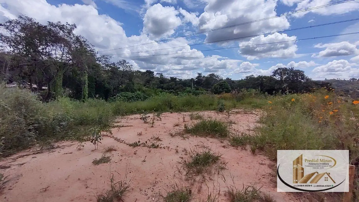 Foto 2 de Terreno / Lote à venda, 511m2 em Esmeraldas - MG