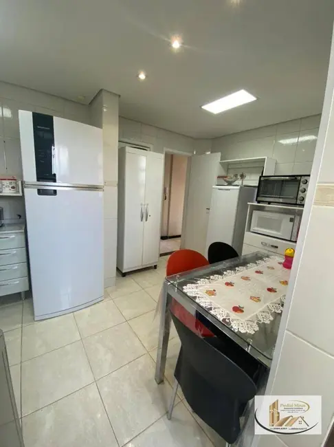 Foto 4 de Apartamento com 3 quartos à venda, 89m2 em Sagrada Família, Belo Horizonte - MG