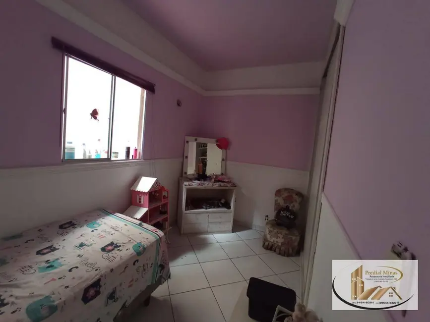 Foto 7 de Casa de Condomínio com 3 quartos à venda, 360m2 em Contagem - MG