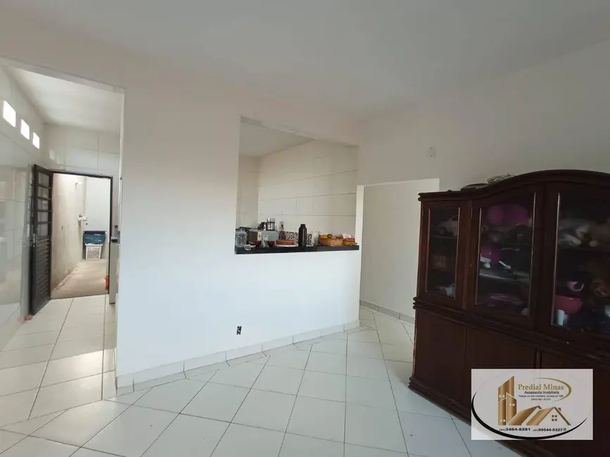 Foto 3 de Casa de Condomínio com 3 quartos à venda, 360m2 em Contagem - MG