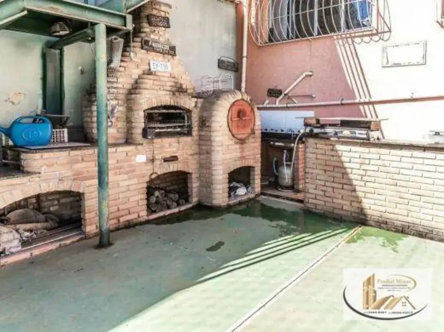 Foto 7 de Casa com 5 quartos à venda, 310m2 em Santa Efigênia, Belo Horizonte - MG