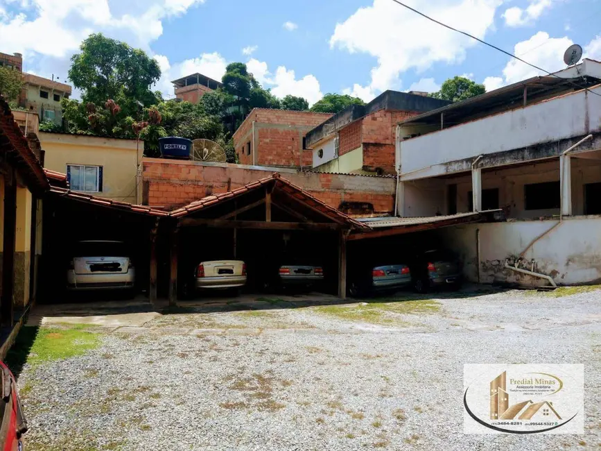 Foto 2 de Casa de Condomínio com 4 quartos à venda, 1843m2 em Baronesa (São Benedito), Santa Luzia - MG