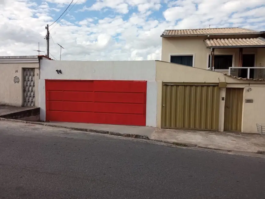 Casa com 3 quartos à venda, 180m2 em Letícia, Belo Horizonte - MG - imagem 9 Foto 9 de Casa com 3 quartos à venda, 180m2 em Letícia, Belo Horizonte - MG