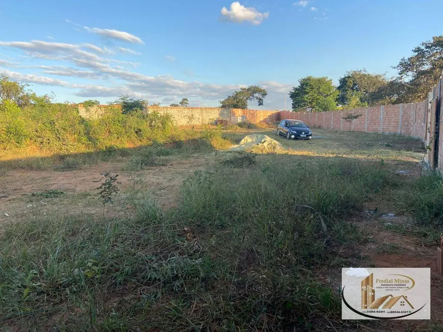 Foto 4 de Terreno / Lote à venda, 716m2 em Esmeraldas - MG