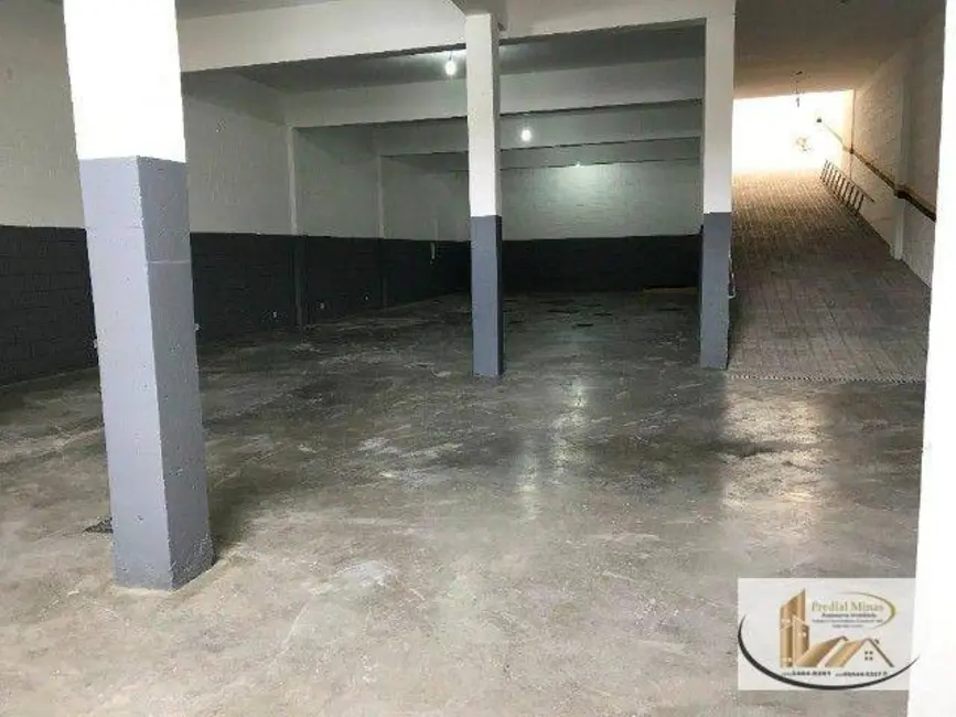 Armazém / Galpão para alugar, 360m2 em Copacabana, Belo Horizonte - MG - imagem 6 Foto 6 de Armazém / Galpão para alugar, 360m2 em Copacabana, Belo Horizonte - MG