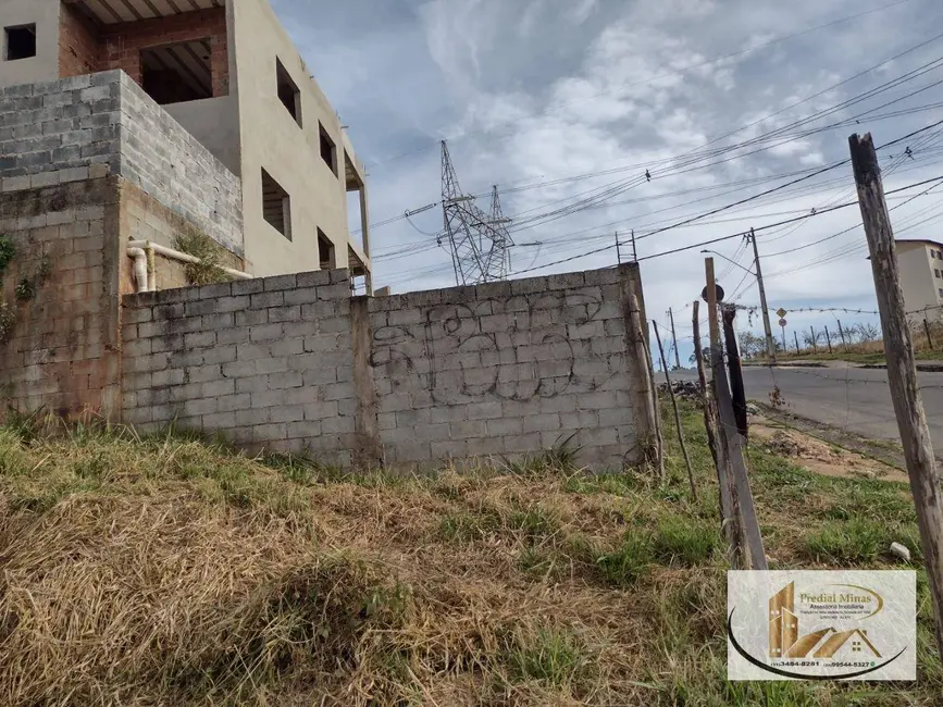Terreno / Lote à venda, 500m2 em Jardim Vitória, Belo Horizonte - MG - imagem 4 Foto 4 de Terreno / Lote à venda, 500m2 em Jardim Vitória, Belo Horizonte - MG