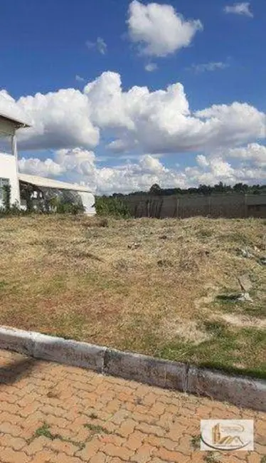 Foto 2 de Terreno / Lote à venda, 455m2 em Vespasiano - MG